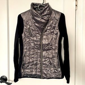 Calvin Klein Performance Metallic Asymmetrical Vest with Sleeves, size small